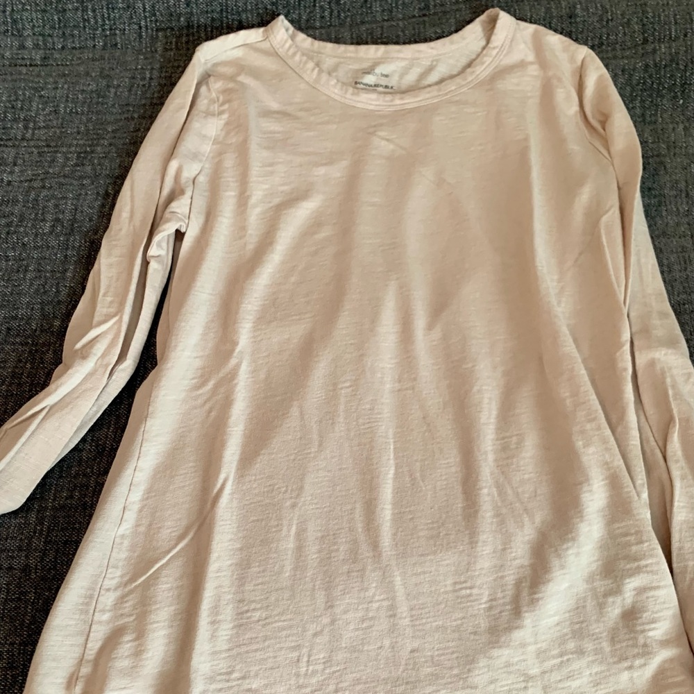Banana republic cream colored long sleeve shirt